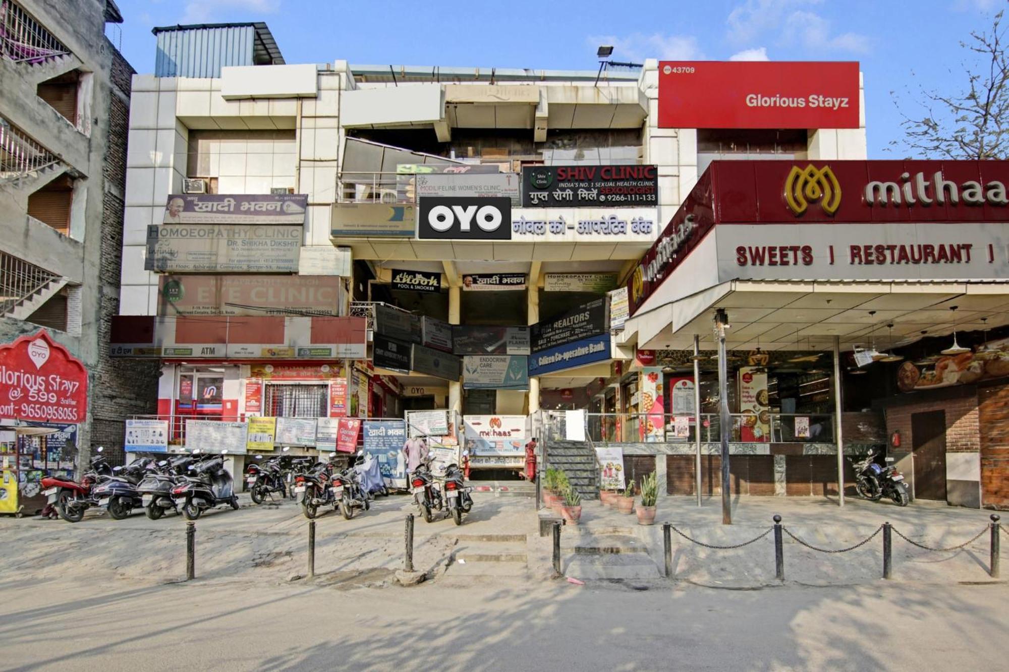 Hotel O Glorious Stayz Noida Exterior photo